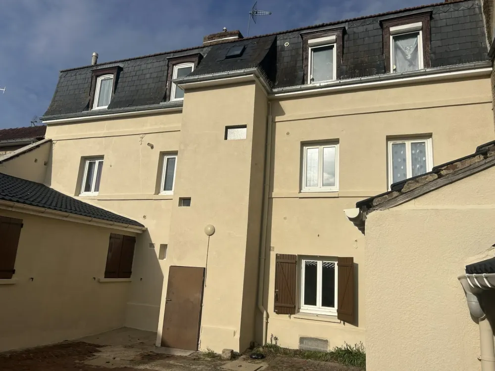 Façade d'une maison rénovée